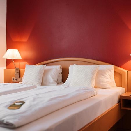 Hotel Weisses Ross Konnersreuth Eksteriør bilde